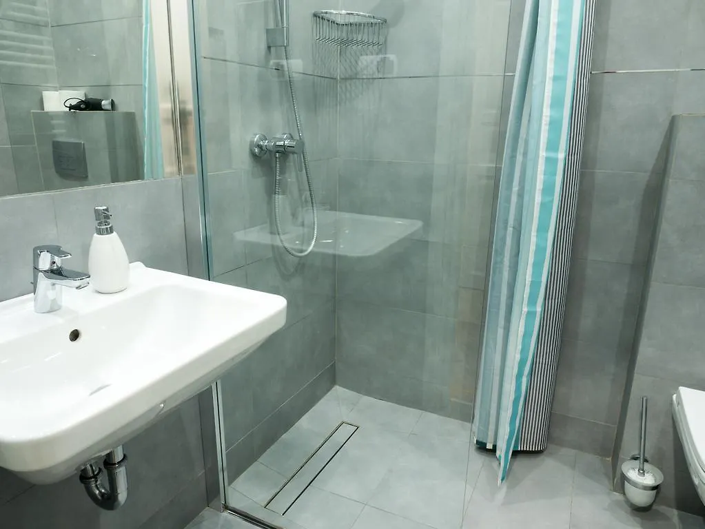 Just4You Apartments Cracovia 0*,  Polonia
